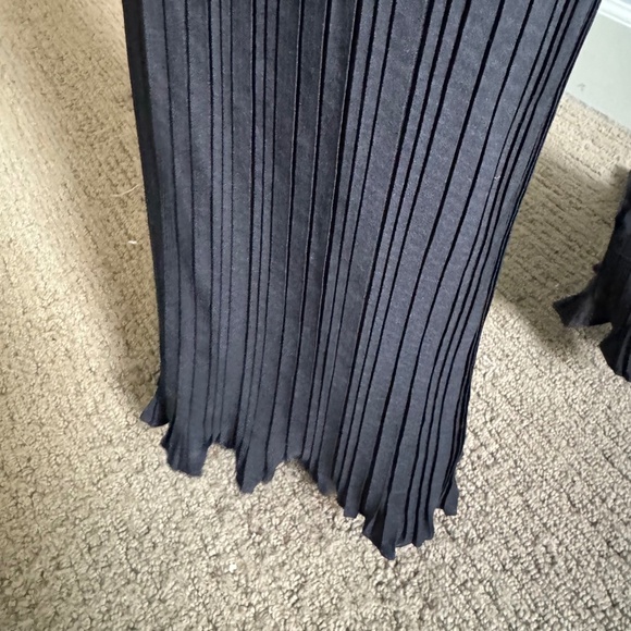 Beyond Words Pleated Trouser Pants *NWT* - Picture 4 of 7